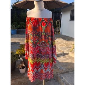 Beautiful Print Rayon off the shoulder dress. M